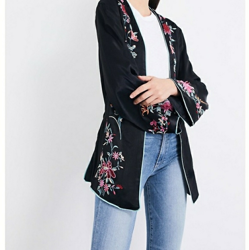 Free People XS Floral satin kimono
